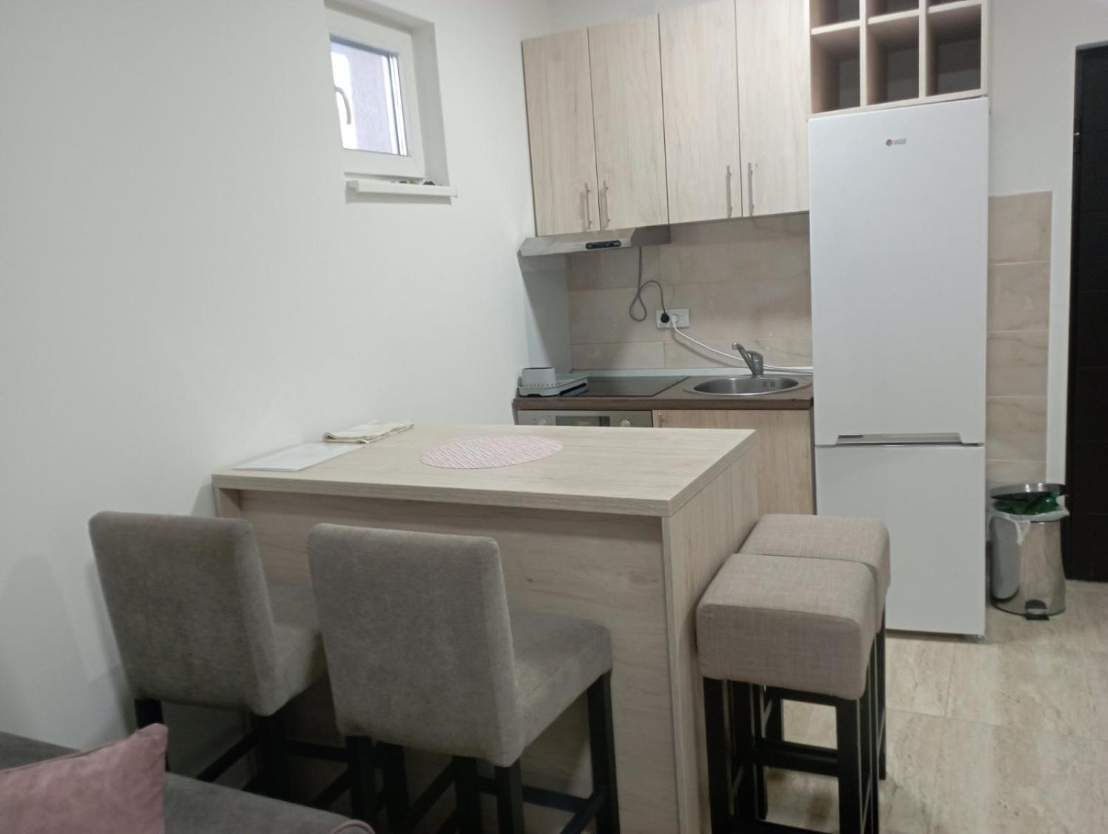 Apartmani Marija Vrdnik Exterior foto